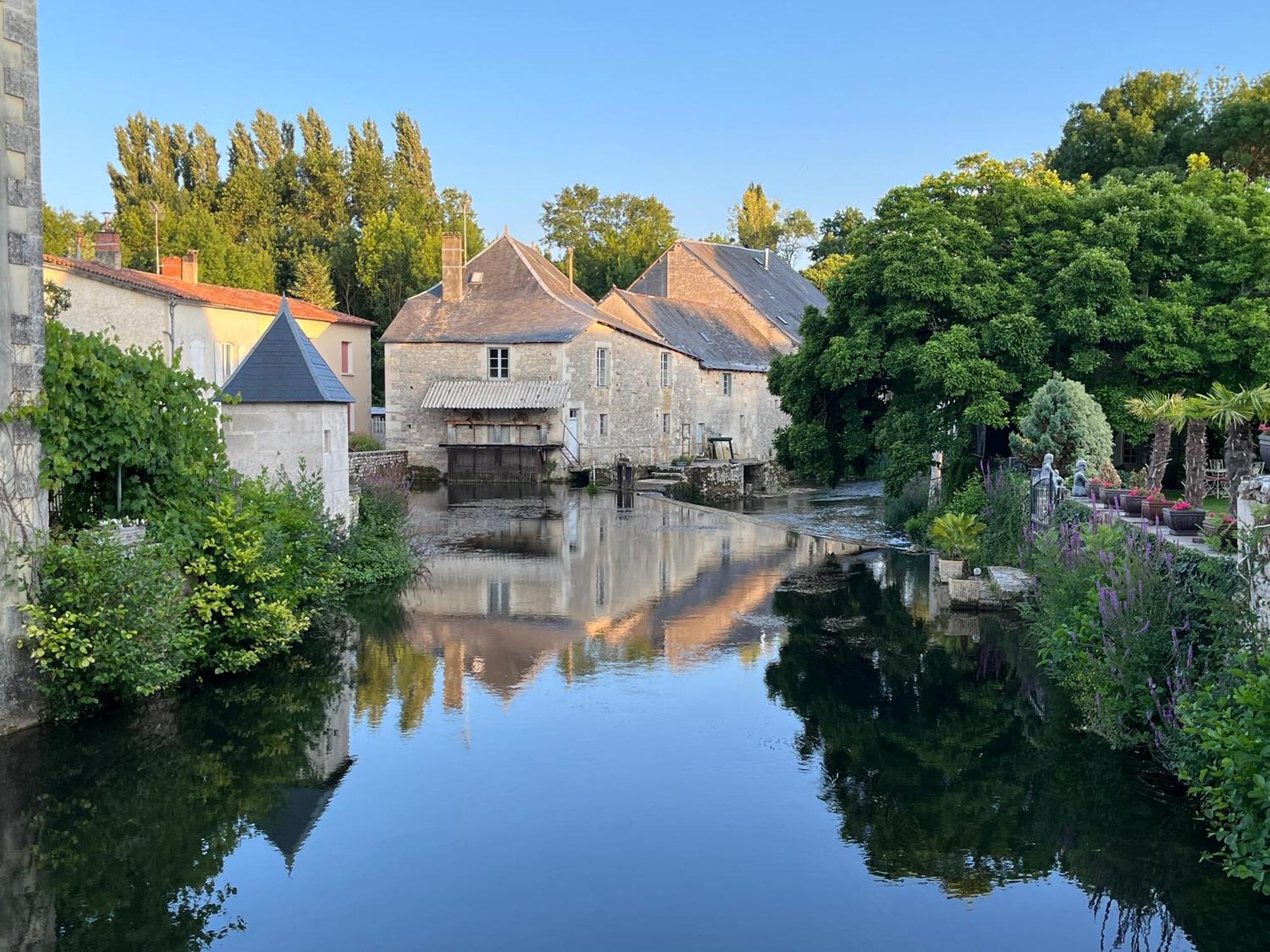 Les Bruyeres Chambres Dhotes Et Gite Verteuil-sur-Charente 외부 사진