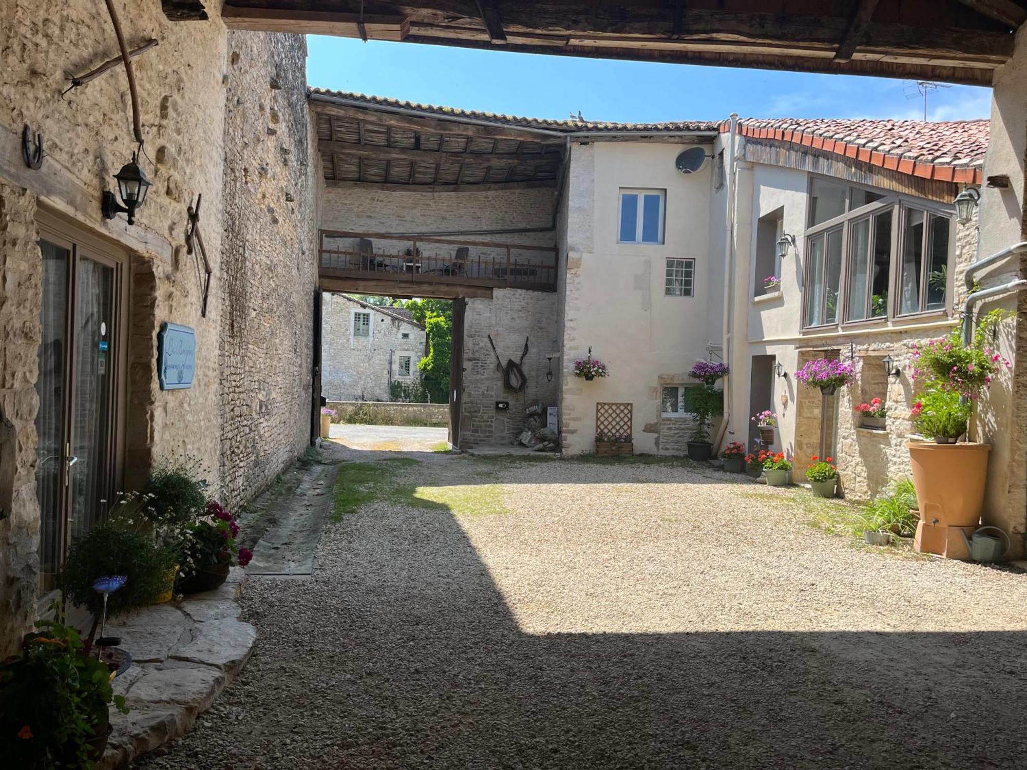 Les Bruyeres Chambres Dhotes Et Gite Verteuil-sur-Charente 외부 사진